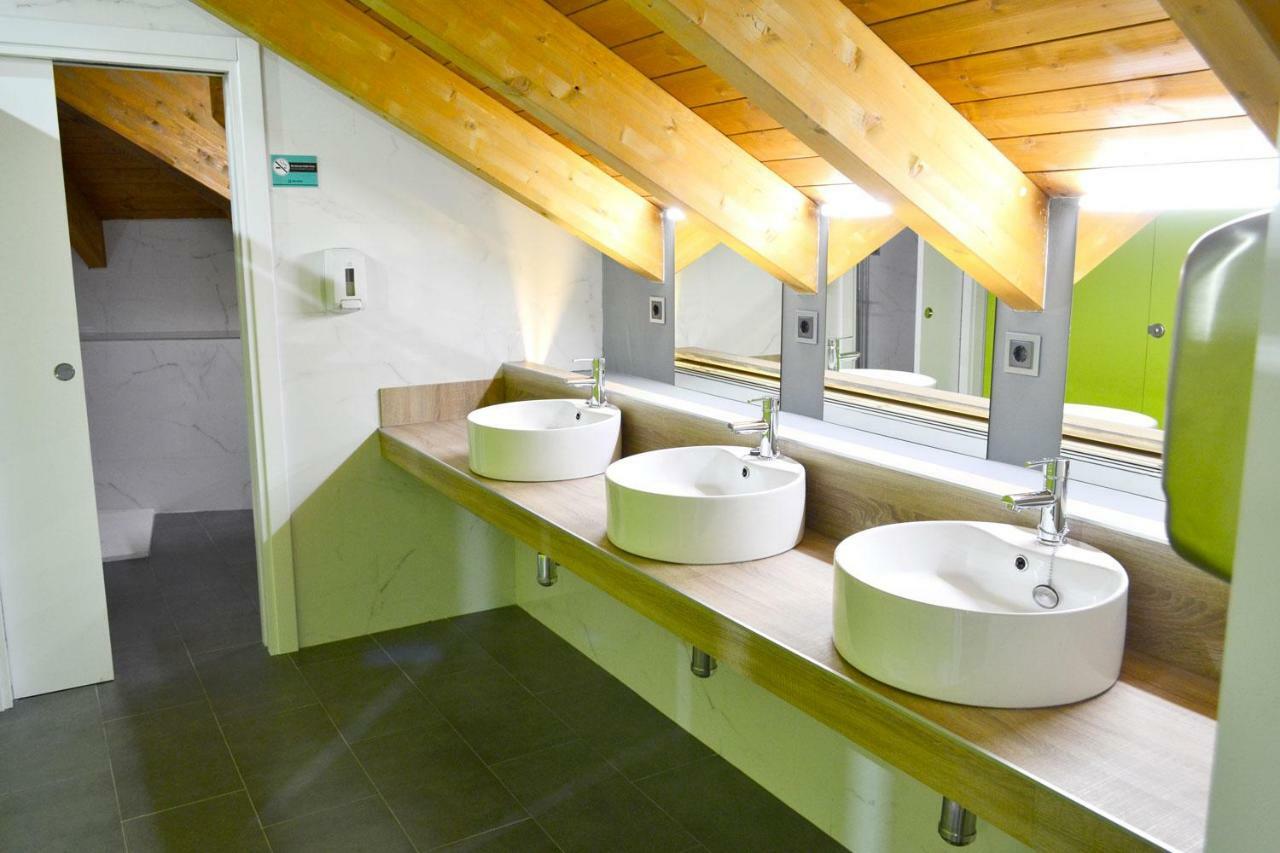 Albergue Alda Pilgrim León Kültér fotó
